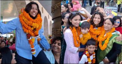 वर्ल्ड कप जीतने के बाद पहली बार देहरादून पहुंची क्रिकेटर स्नेह राणा, एयरपोर्ट पर हुआ भव्य स्वागत