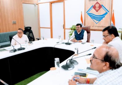 मुख्य सचिव ने केदारनाथ रोपवे प्रोजेक्ट एवं हेमकुंट साहिब रोपवे प्रोजेक्ट के अंतर्गत फॉरेस्ट लैंड क्लीयरेंस पर तेजी से कार्य किए जाने की कही बात
