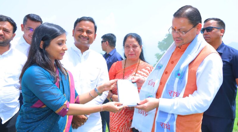 हरेला पर्व पर मालाग्राम पहुंचे मुख्यमंत्री, सघन पौधरोपण कर दिया हरित संरक्षण का संदेश