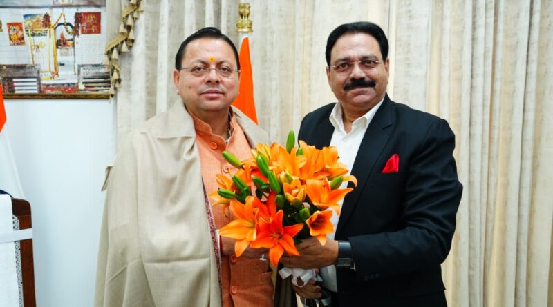 उपाध्यक्ष अशोक वर्मा ने मुख्यमंत्री पुष्कर सिंह धामी से की शिष्टाचार भेंट