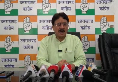बीजेपी और संघ की बैठक पर राजनीती
