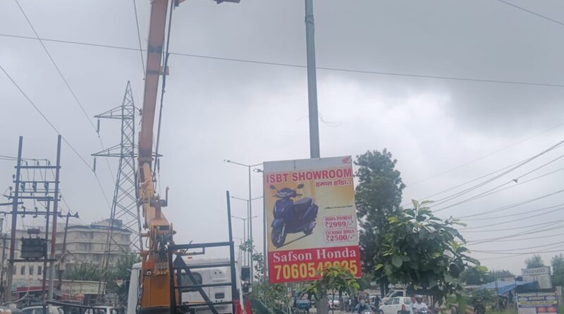 स्ट्रीट लाइटों के लिए 40 टीमें मैदान में, रात में टास्क फोर्स कर रही व्यवस्थाओं की निगरानी