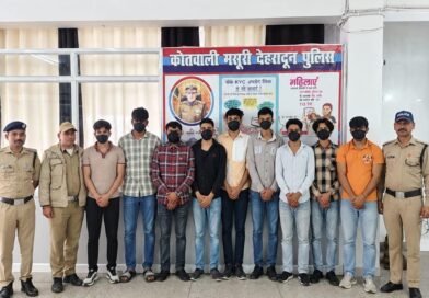 सार्वजनिक स्थान पर हुडदंग मचाने वालो की दून पुलिस ने उतारी खुमारी