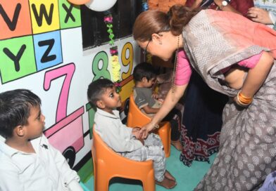 आंगनबाड़ी कार्यकत्रियों, सहायिकाओं और आशा बहनों का योगदान अत्यंत महत्वपूर्ण