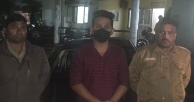 वायरल वीडियों का संज्ञान लेकर एसएसपी दून द्वारा आवश्यक कार्यवाही के दिये थे निर्देश पुलिस ने लिया हिरासत में