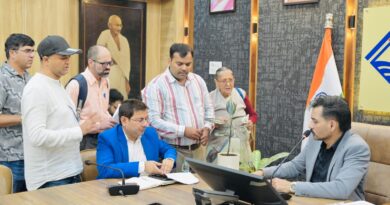 92 शिकायतें, कई परिवारों का दर्द; समाधान दिवस में डीएम ने अधिकारियों को दिए सख्त निर्देश