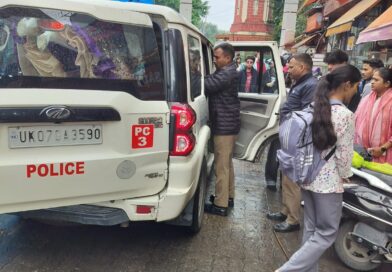 डिस्पेंसरी रोड, तहसील चौक बाजार आदि स्थानों पर पुलिस ने अभियान चलाकर की कार्रवाई