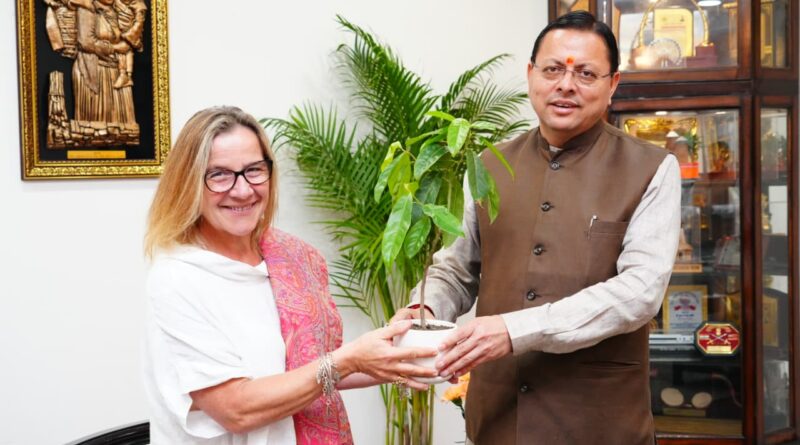 मुख्यमंत्री श्री पुष्कर सिंह धामी से अंतरराष्ट्रीय फिल्म निर्माताओं के प्रतिनिधिमंडल ने की भेंट