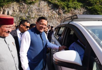 मुख्यमंत्री ने रुद्रप्रयाग में पुल-सुरंग परियोजना एवं संगम लाइब्रेरी का किया अवलोकन